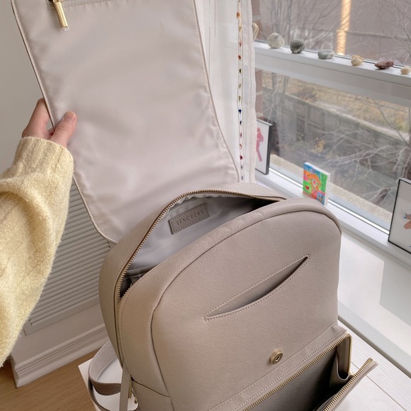 stackers backpack for professionals - Picture 3 of 5